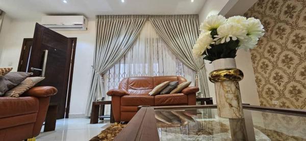 3 Bed-Unit in Accra