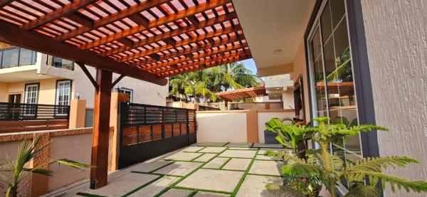 4 Bed-Unit in Accra