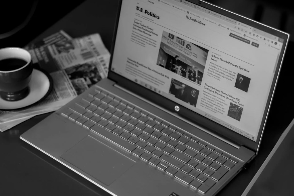 Online News & Journalism Business-as-ONE Project - 10,000 Freelance Journalists